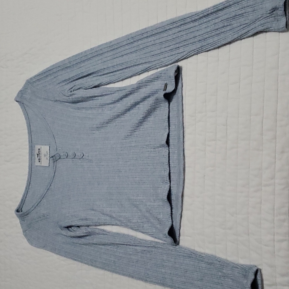 Hollister, long sleeve tee, size small, sky blue